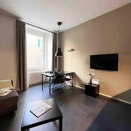 Pizzofalcone27 * Naples