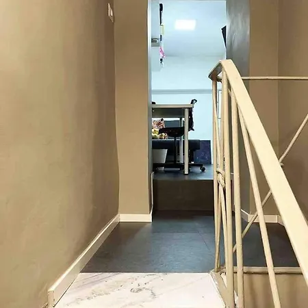 Pizzofalcone27 Apartman